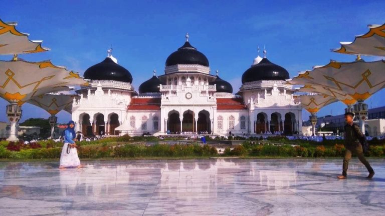 Indonesia Akan Jadi Destinasi Utama Wisata Halal Dunia